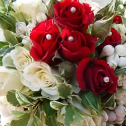 Decorazione floreale per matrimonio